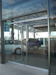 MAZDA, Πόρτες Securit 10 ΜΜ Ειδικων Διαστάσεων, με μηχανισμούς βαρέως τύπου και μπάζες αλουμινίου
