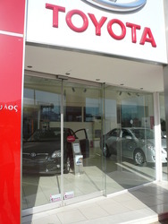 TOYOTA, Αυτόματες Πόρτες με Φωτοκύτταρα